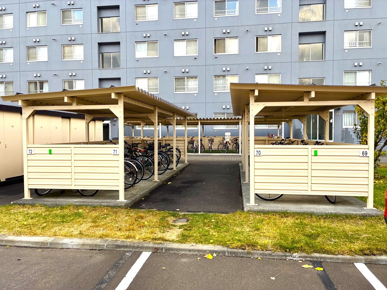 屋根付き駐輪場