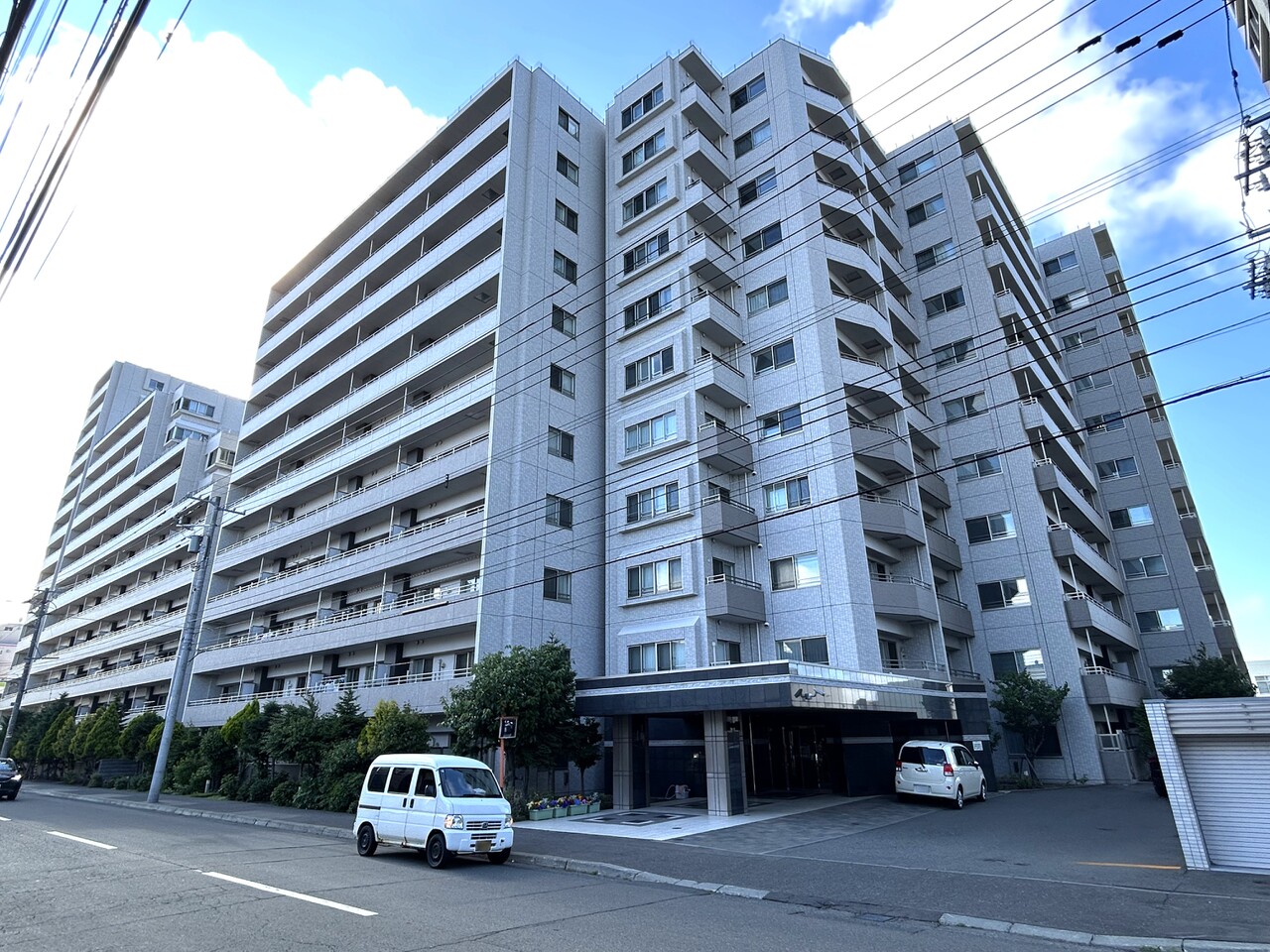 札幌市営地下鉄東豊線「元町」駅徒歩4分。2026年9月上旬内装リフォーム完了予定です。