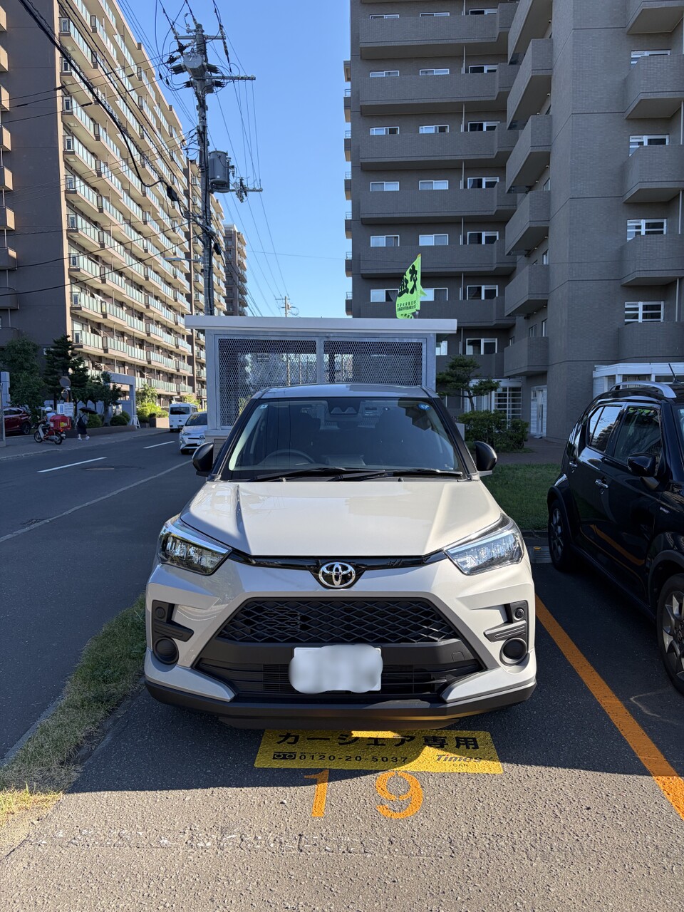 敷地内駐車場にはタイムズカーが設置されています。お車をお持ちでない方もお出かけや旅行等に利用可能です。