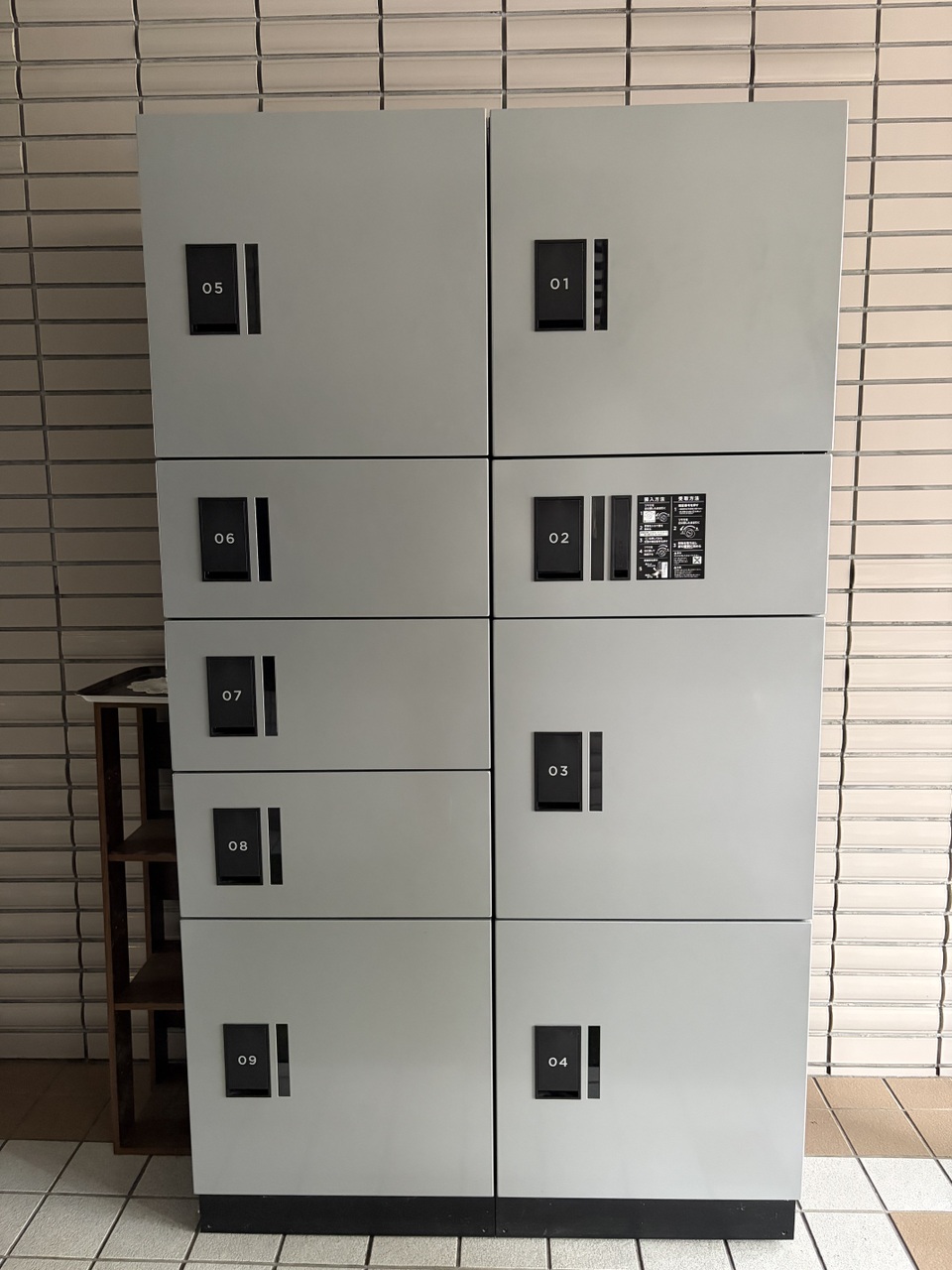 宅配ボックスが設置されています。お仕事等で日中の荷物受け取りができない時に非常に便利です。