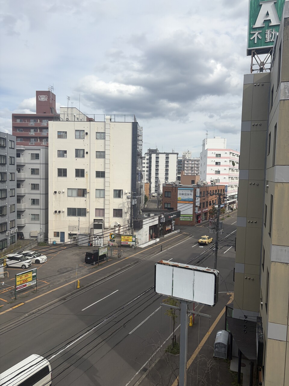 リビング東側からの眺望です。