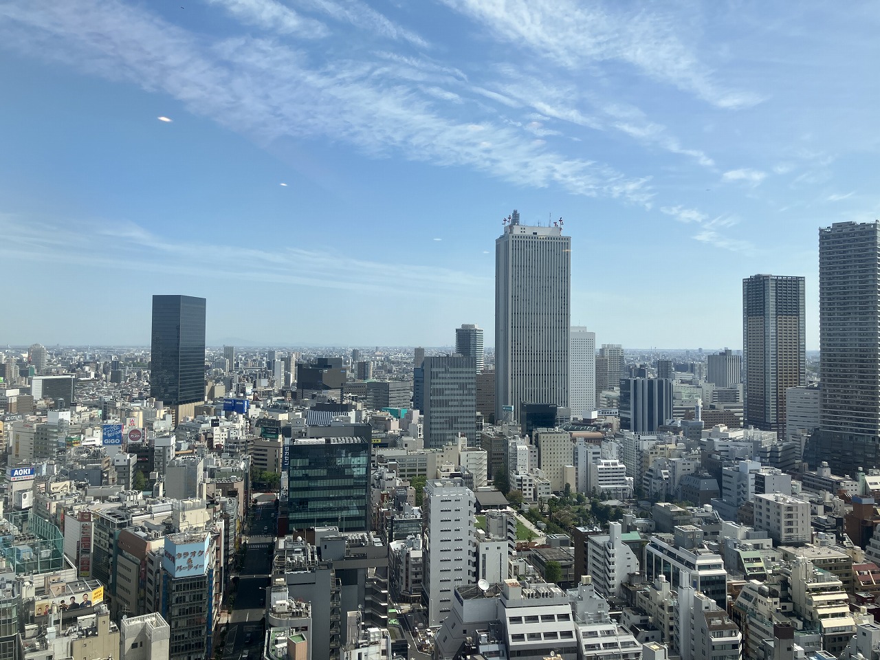 【グランドミレーニア】複数路線利用可能な「池袋」駅まで徒歩6分の立地。最上階・31階部分ならではの開放的な景色が広がります。※眺望は将来に渡って保証するものではありません。