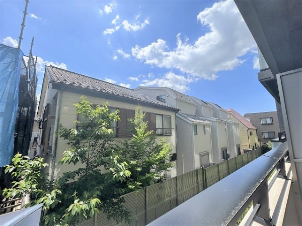 バルコニー右側眺望