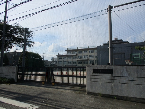 川越市立中央小学校まで約1,380ｍ