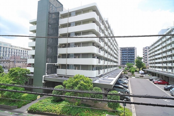 南向きにつき陽当たり良好