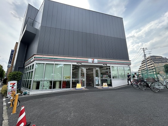 セブンイレブン板橋小茂根4丁目店まで約550ｍ