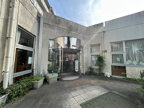 板橋区立小茂根図書館まで約500ｍ