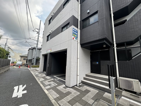敷地内時間貸し駐車場