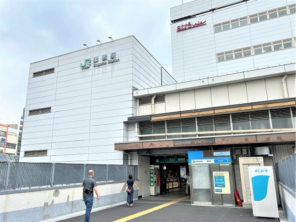JR山手線「巣鴨」駅まで徒歩2分（約160m）