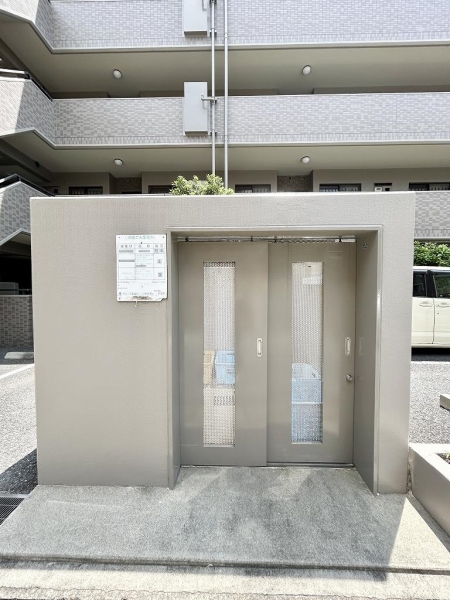ごみ置き場