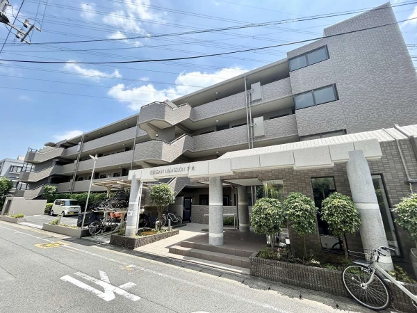 綺麗に保たれたエントランス