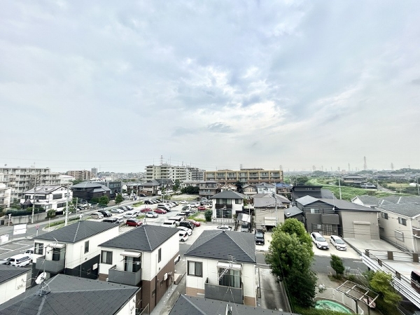 北西側バルコニーからの眺望です。