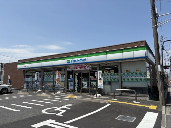 ファミリーマート戸田美女木1丁目店：徒歩9分（約710m）