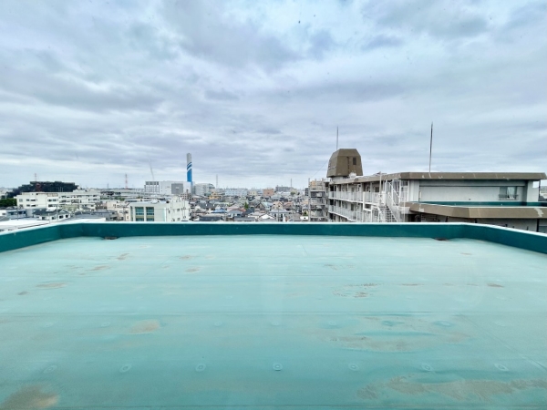 北東側は高い建物が少なく、眺望良好です。