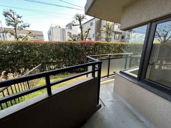 専用庭のある住まいで、戸建て感覚の暮らしを実現できます