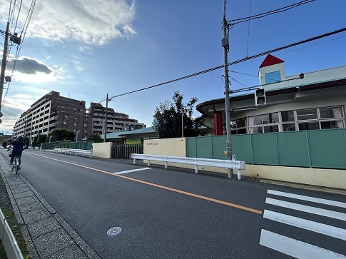 かすが保育園まで約440ｍ