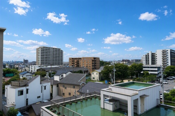 南向きのため陽当たり良好