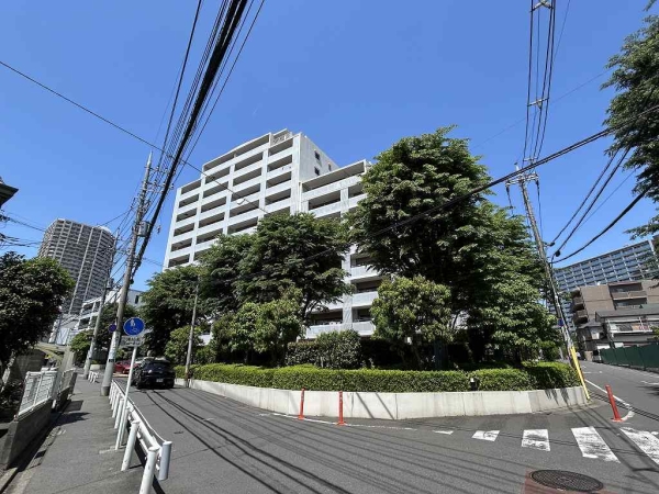 マンション外観部分