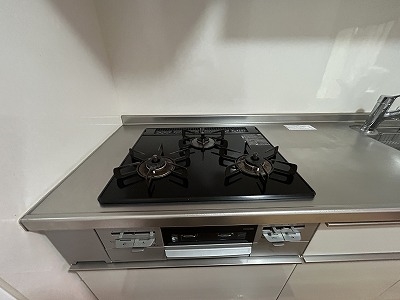 使い勝手の良い三口コンロ