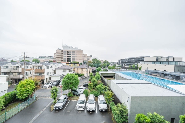 周辺に高い建物がないため眺望良好