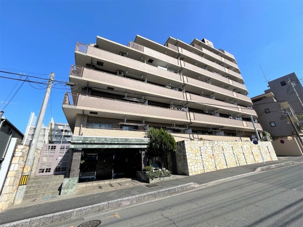2001年築 7階建てRC造マンション