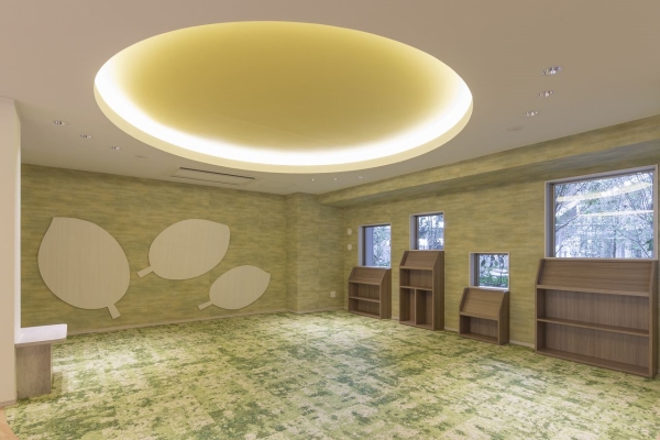 お子様がのびのびと遊べるキッズルーム