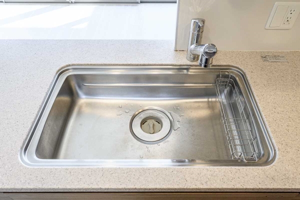 浄水器一体型水栓やディスポーザ等の便利な設備