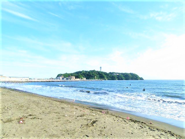 片瀬西浜・鵠沼海水浴場　徒歩4分（約260m）