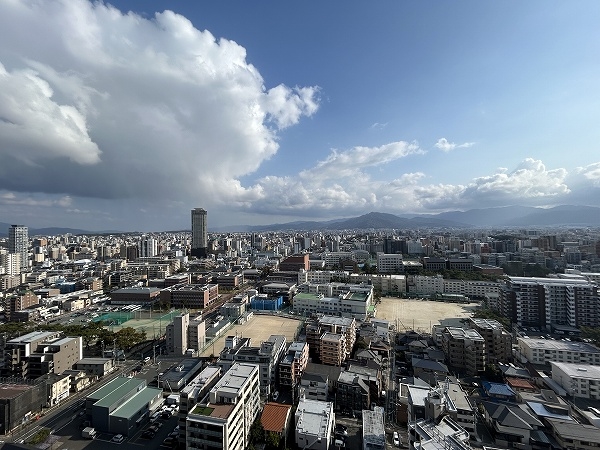 27階建23階部分、眺望・通風良好。