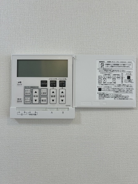 リビング、ダイニングには床暖房完備。