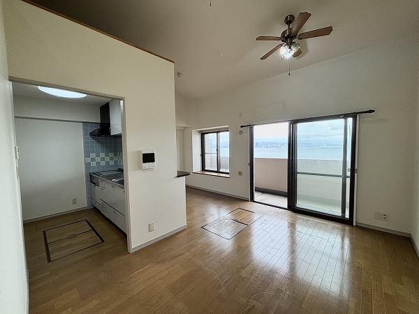 約15.6帖のLDK　大変解放感のある間取りになっています