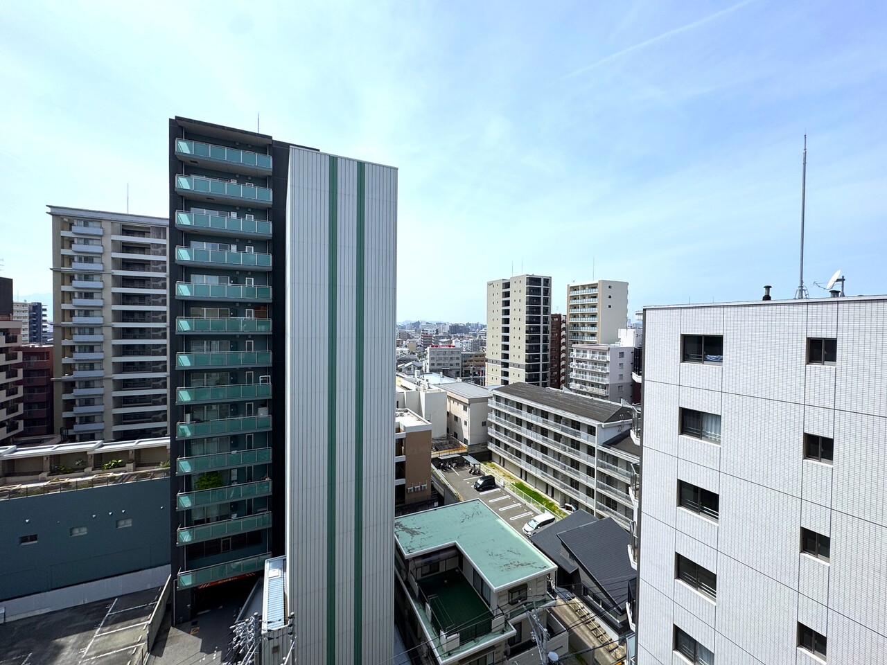 地上10階部分につき、開放感のある眺望が魅力的です。