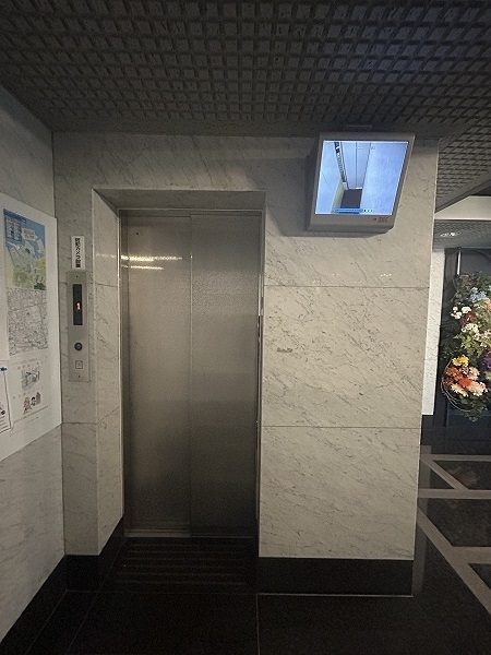 エレベーター。