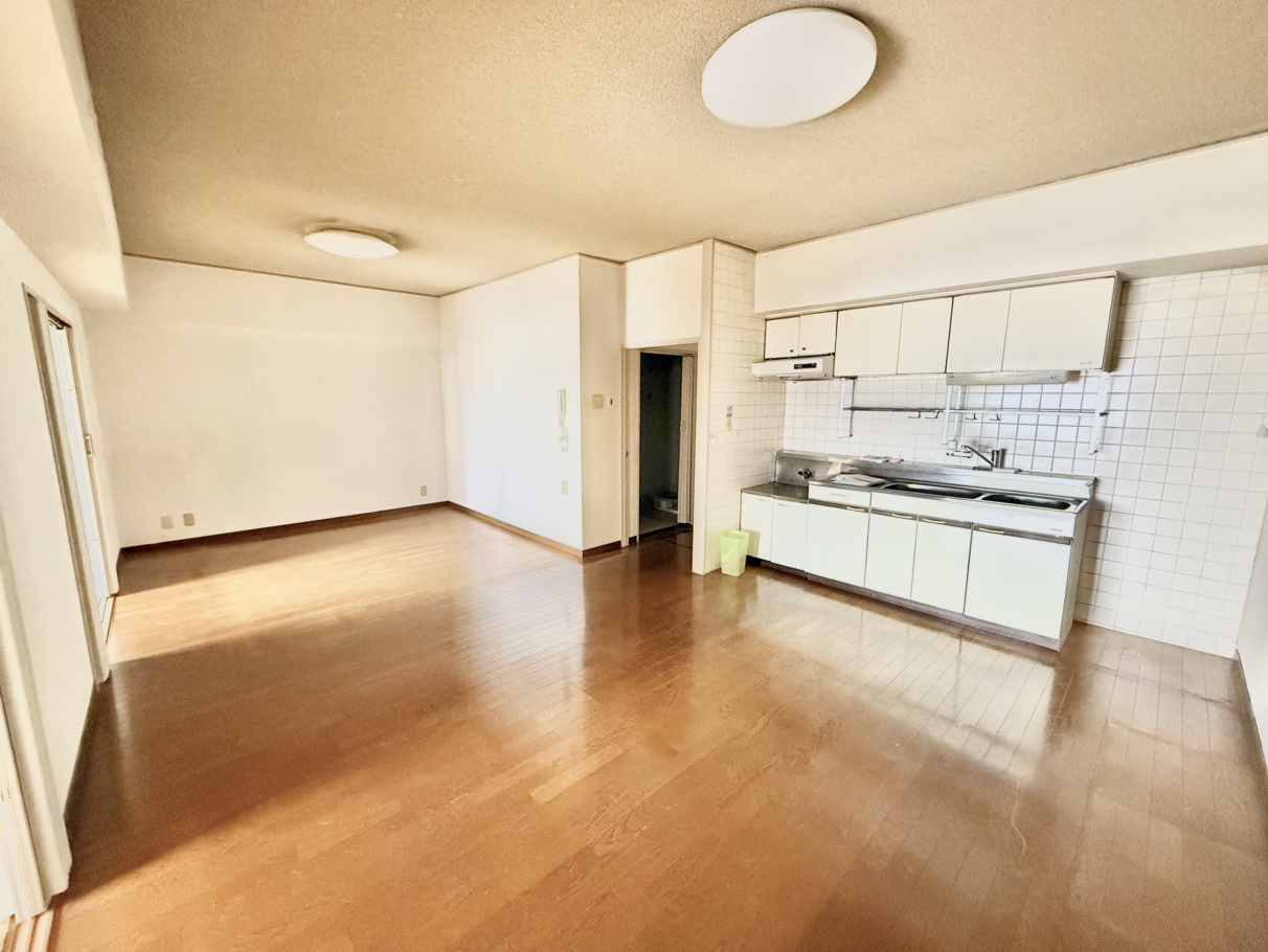 空間が広く見える、オープンスタイルキッチンです。