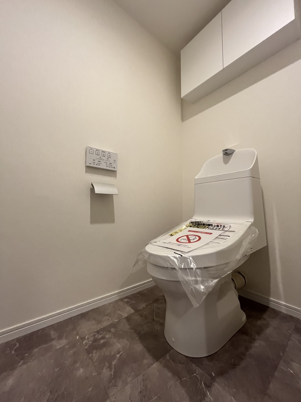 トイレも新規交換済みです。