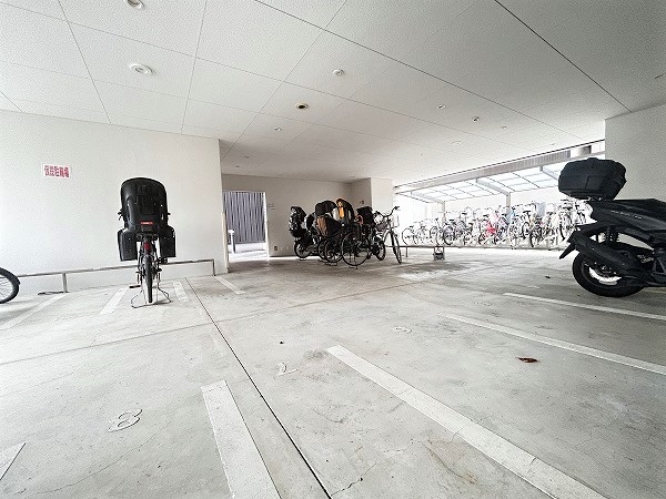 駐輪場、バイク置き場