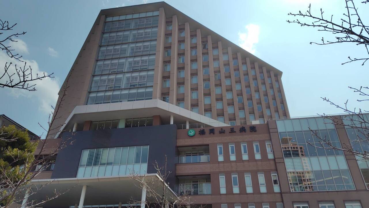 福岡山王病院まで徒歩約６分（約430ｍ）