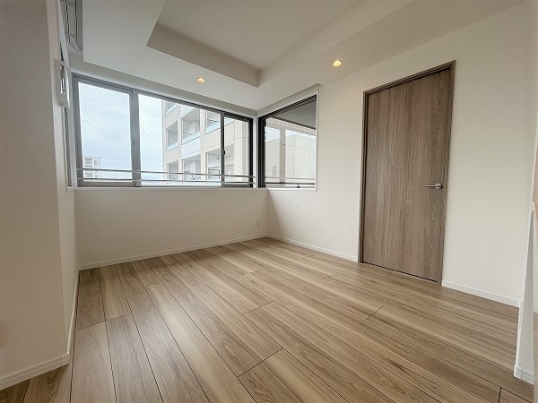 約19.2帖の広々LDKは快適な住空間。