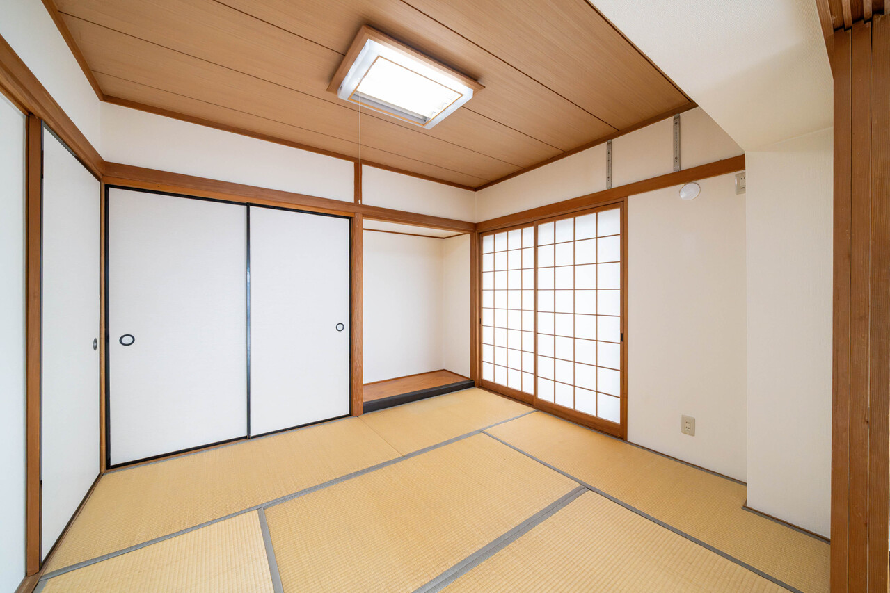 ほっと一息つける和室。