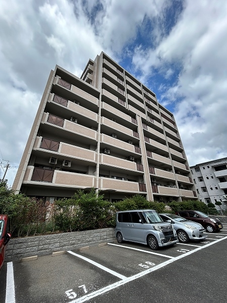 1993年築のマンションです。