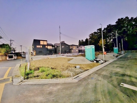 (2025年11月下旬撮影)