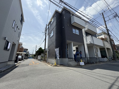 前面道路(2026年5月下旬撮影)