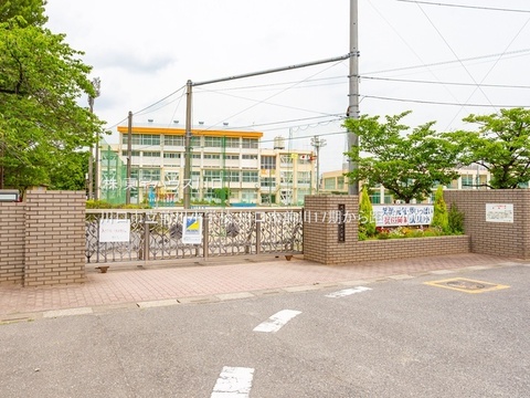 川口市立前川小学校 400m