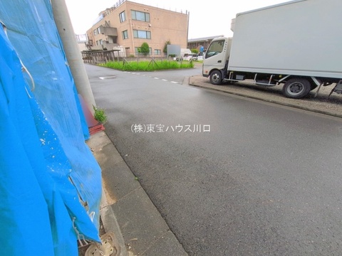 前面道路含む現地