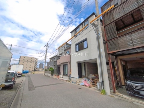 ～建築中に訪れました～建築中の家ってこんな感じなんです。設計士・職人の想いはみえない部分に詰まっていきます。