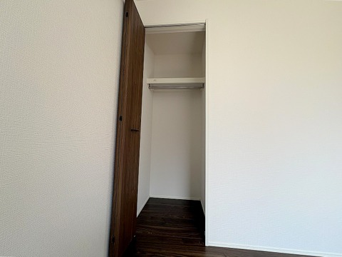 4.5帖洋室クローゼット