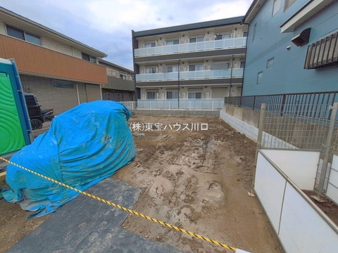 前面道路含む現地
