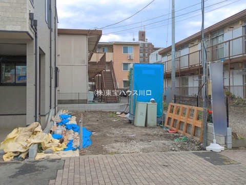 多彩なショップが身近に揃い、お仕事帰りや休日のショッピングを快適に楽しめます