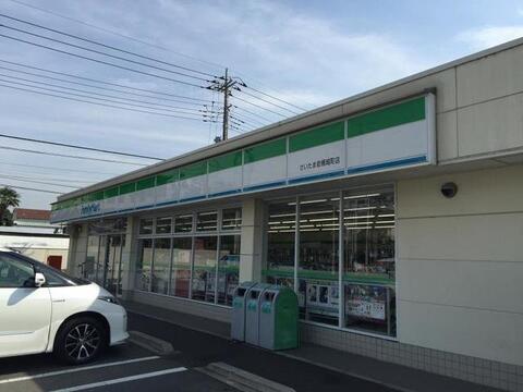 ファミリーマートさいたま岩槻城町店まで約389m