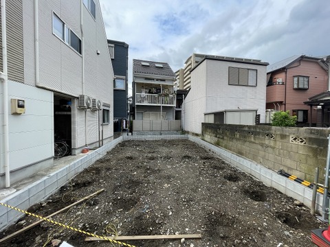 西新井駅徒歩10分＆大師線駅徒歩5分。地下鉄も乗り入れて都心へのアクセス便利。。BELS(建築物省エネルギー性能表示制度)。ZEH水準住宅。30年長期サポート。